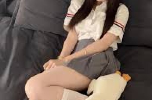 女星自曝娱乐圈黑幕：陪玩陪睡只是皮毛50多岁也不放过