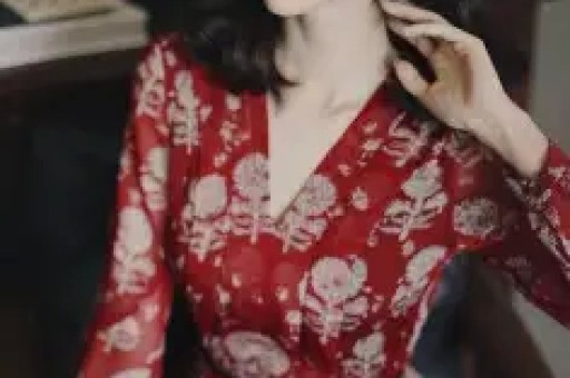 出道30多年老戏骨二婚娶小16岁娇妻收入却不及妻子的十分之一