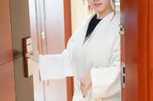 网红被曝开“绿茶速成班”教“狐狸精三段式狩猎法”发布擦边低俗内容自称课程已卖给15万人最高2880元可提供男性资源平台回应